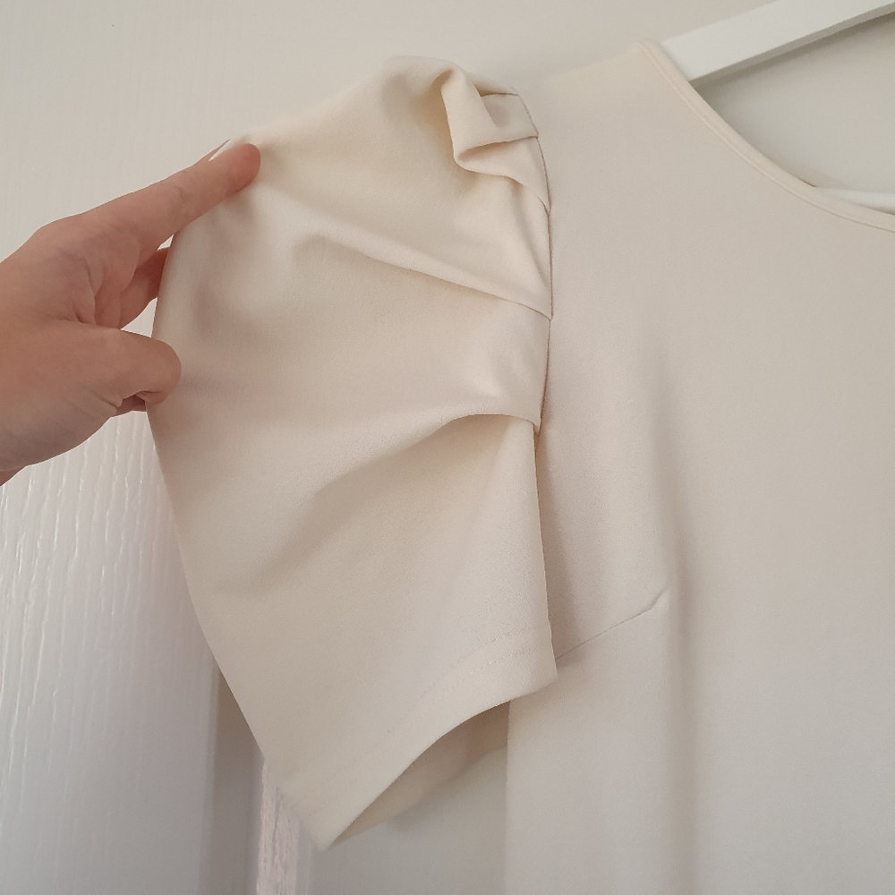 SHEIN Gorgeous Cream Puff Sleeve Flared Dress Size 10 - Picture 4 of 11